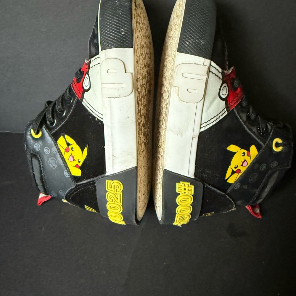 Pokemon Shoes with Pikachu Kids Size 9